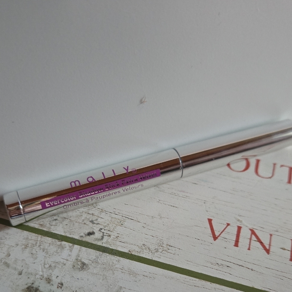 Mally Beauty Evercolor Shadow Stick - Ivory